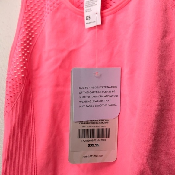 NWT Fabletics Hot Pink Workout Seamless Tank Top - Picture 5 of 5